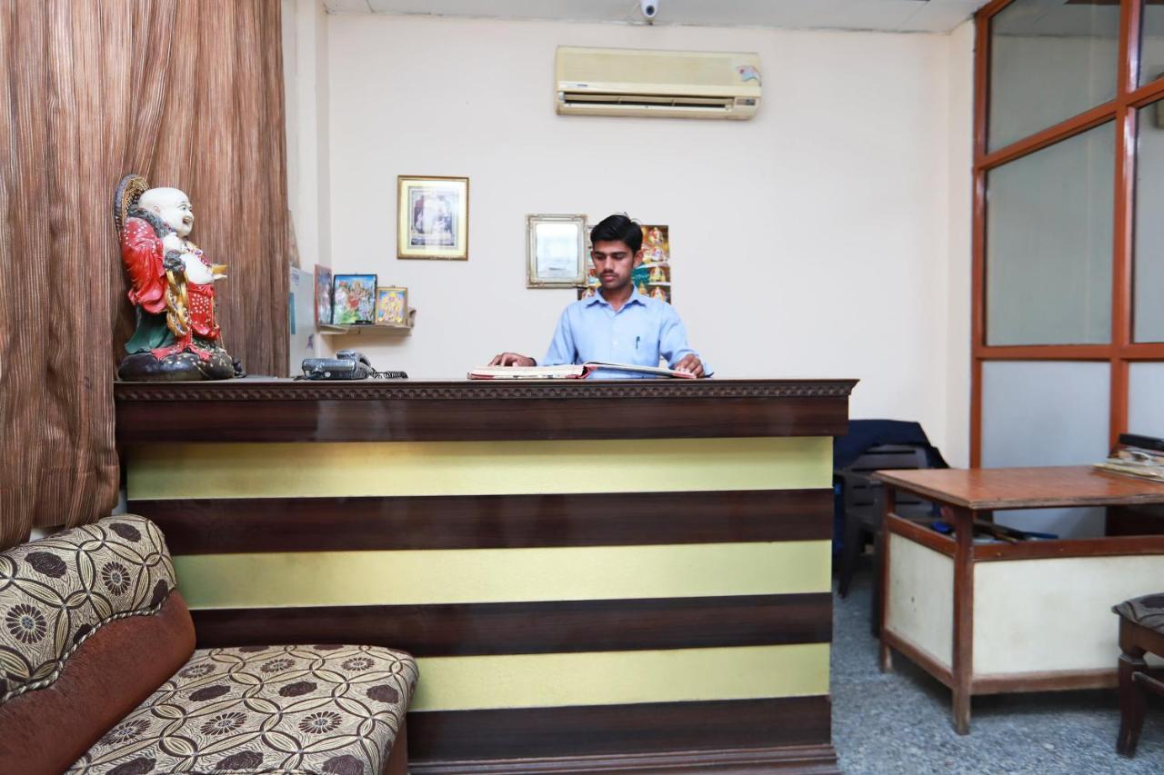Spot On 29024 Jageer Palace Hotel Narela Exterior foto